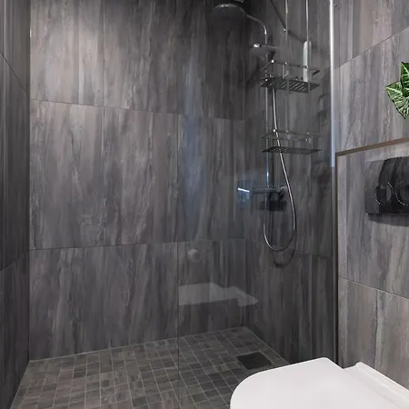 Lootsi Penthouse شقة