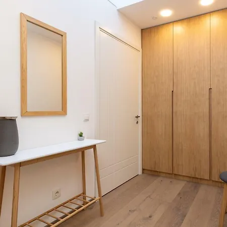 Lootsi Penthouse Apartman *