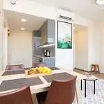 Lootsi Penthouse Apartamento *